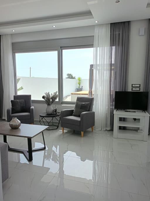 Traounou Bay Apartment Afantou